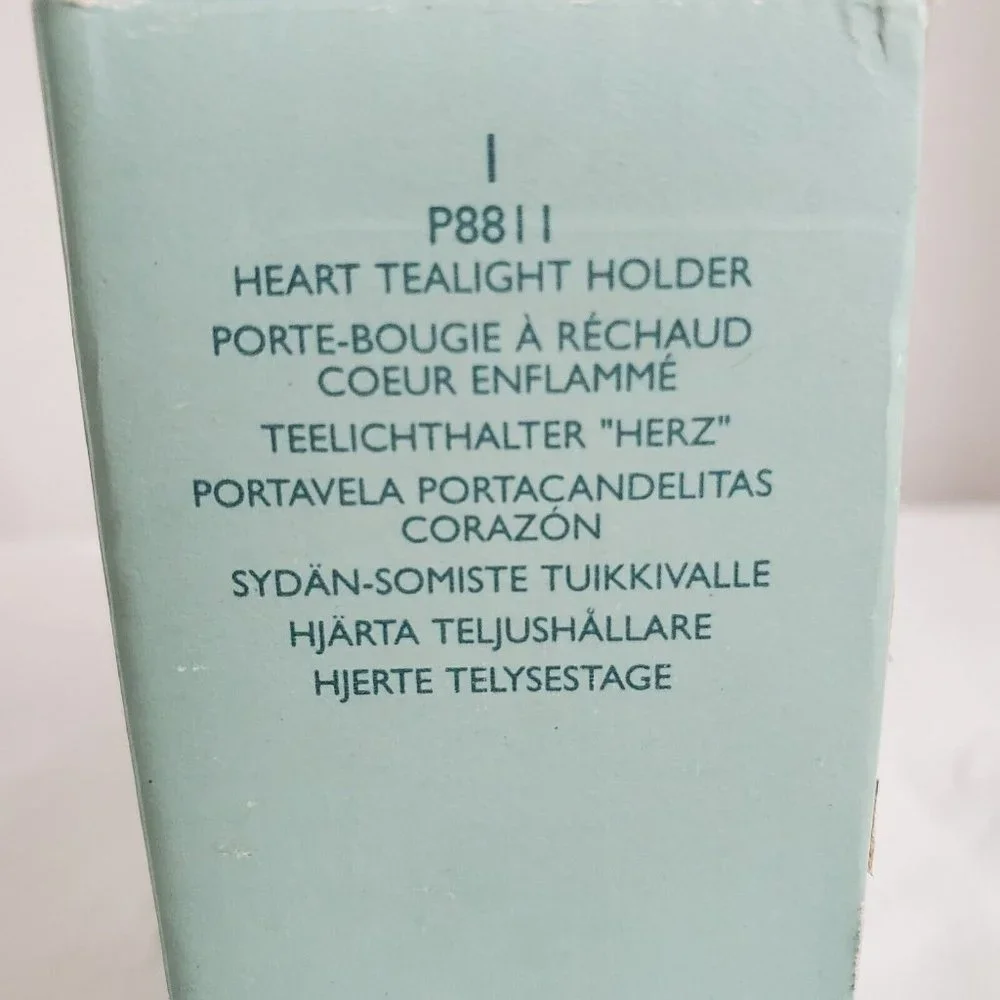 PartyLite Red Glass Heart Tealight Candle Holder Retired P8811 - Picture 7 of 12